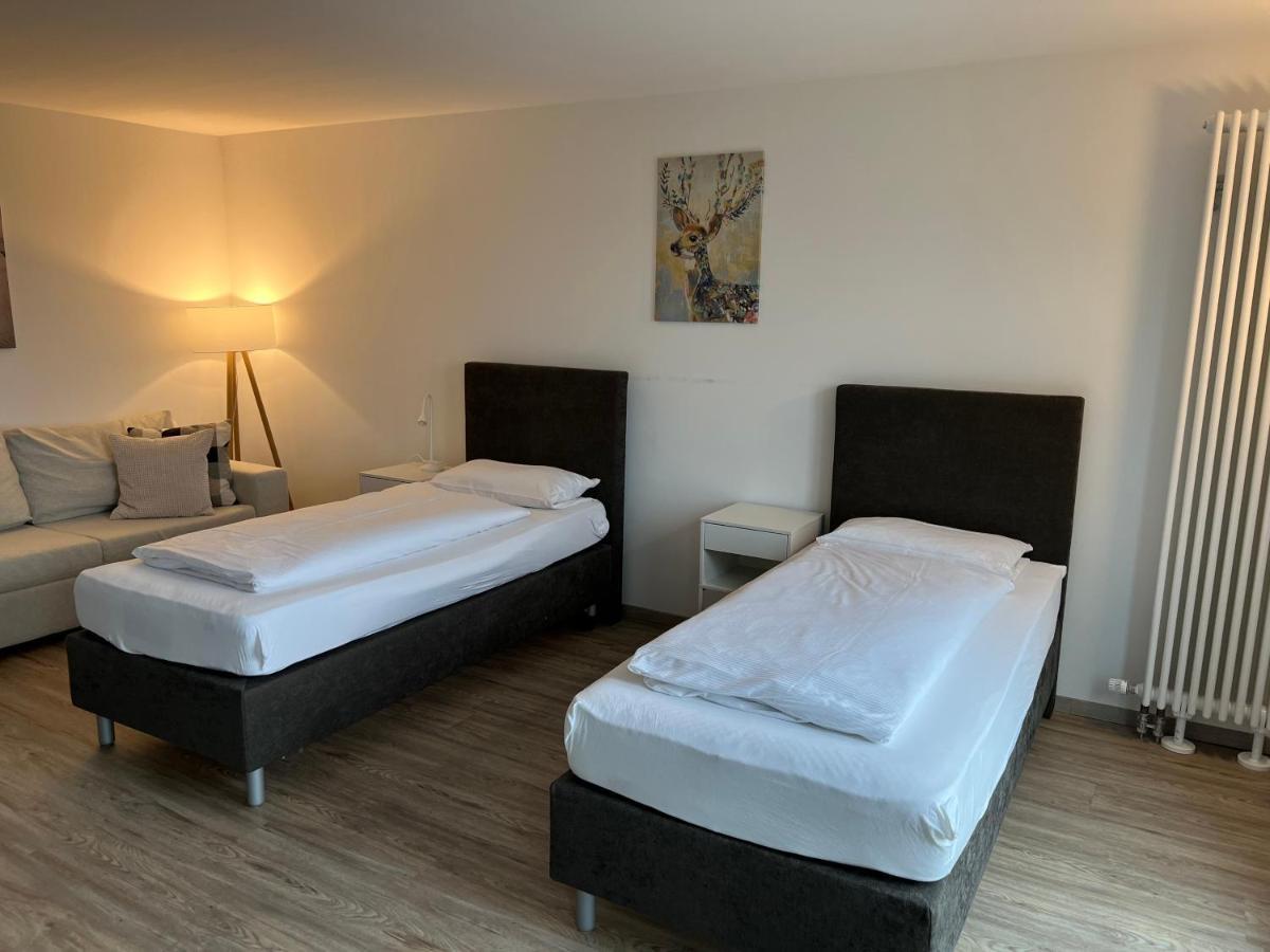 Gaestehaus Hirsch 93 Straubenhardt Εξωτερικό φωτογραφία